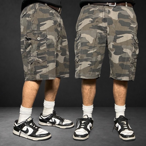 Iron Co. Other - Iron Co Camo Cargo Shorts Mens Size 38 Skater Baggy Y2K 90s Vintage Style
